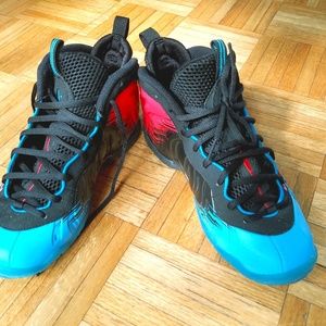 Nike Hyperdunk 2013 size 7.5